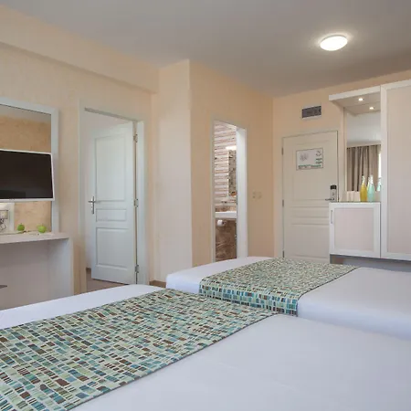 Hotel Marina Sands Boutique 4*