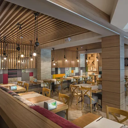 Marina Sands Boutique Hotel Obzor