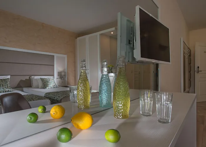 Marina Sands Boutique